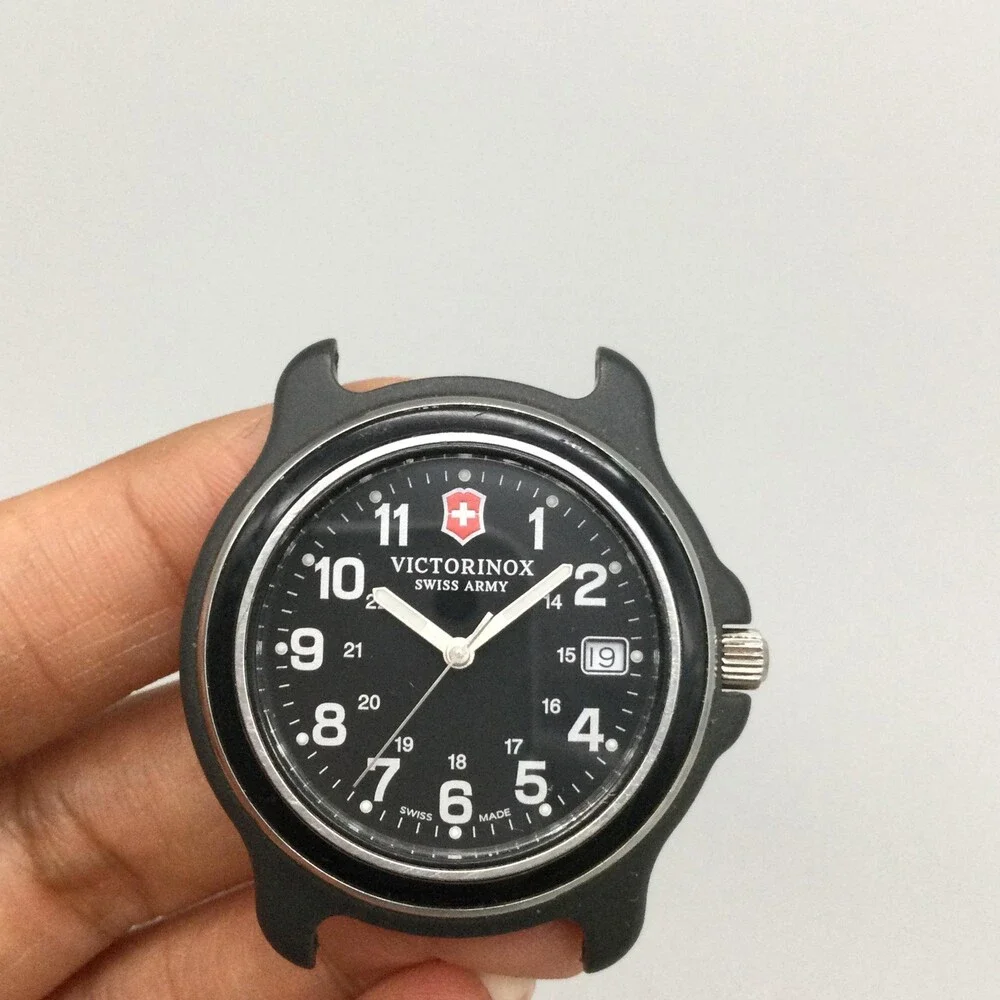Vtg Victorinox Swiss Army Mens Watch 40mm Black Dial Date NOT RUNNING FOR PARTS